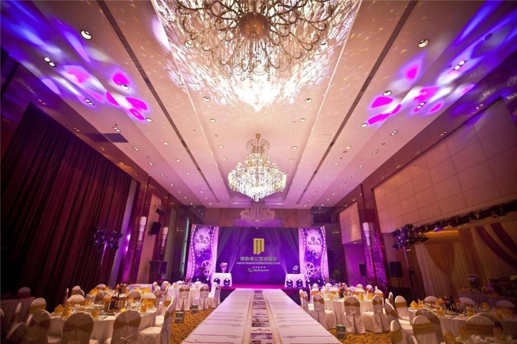 Shenyang Haiyun Jinjiang International Hotel Exterior foto